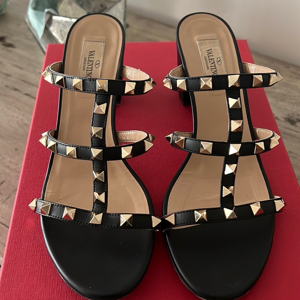 Valentino rockstud sandal